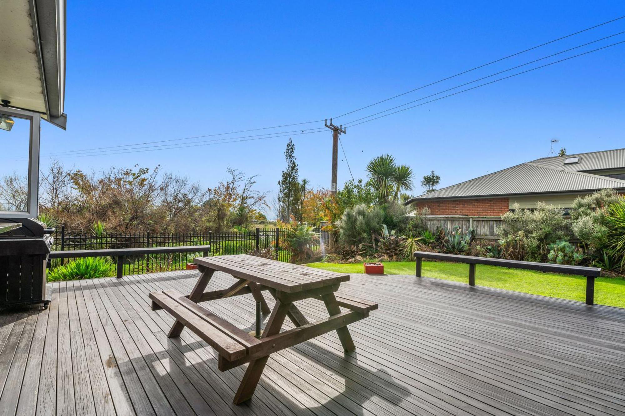 Zodiac Bay Lake Retreat Rotorua Ngoại thất bức ảnh
