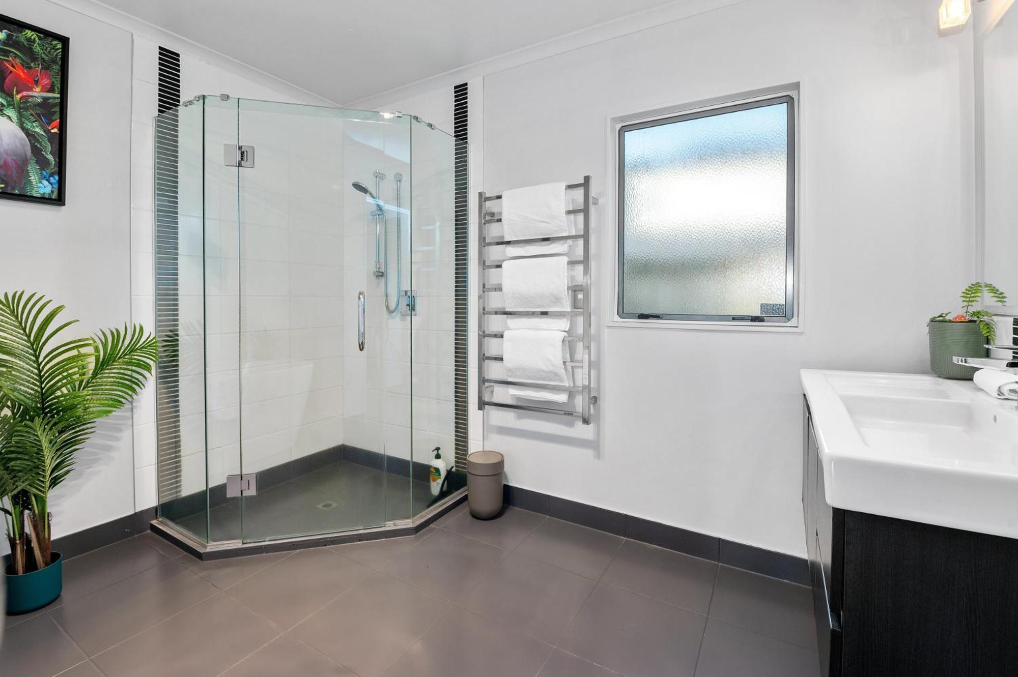 Zodiac Bay Lake Retreat Rotorua Ngoại thất bức ảnh