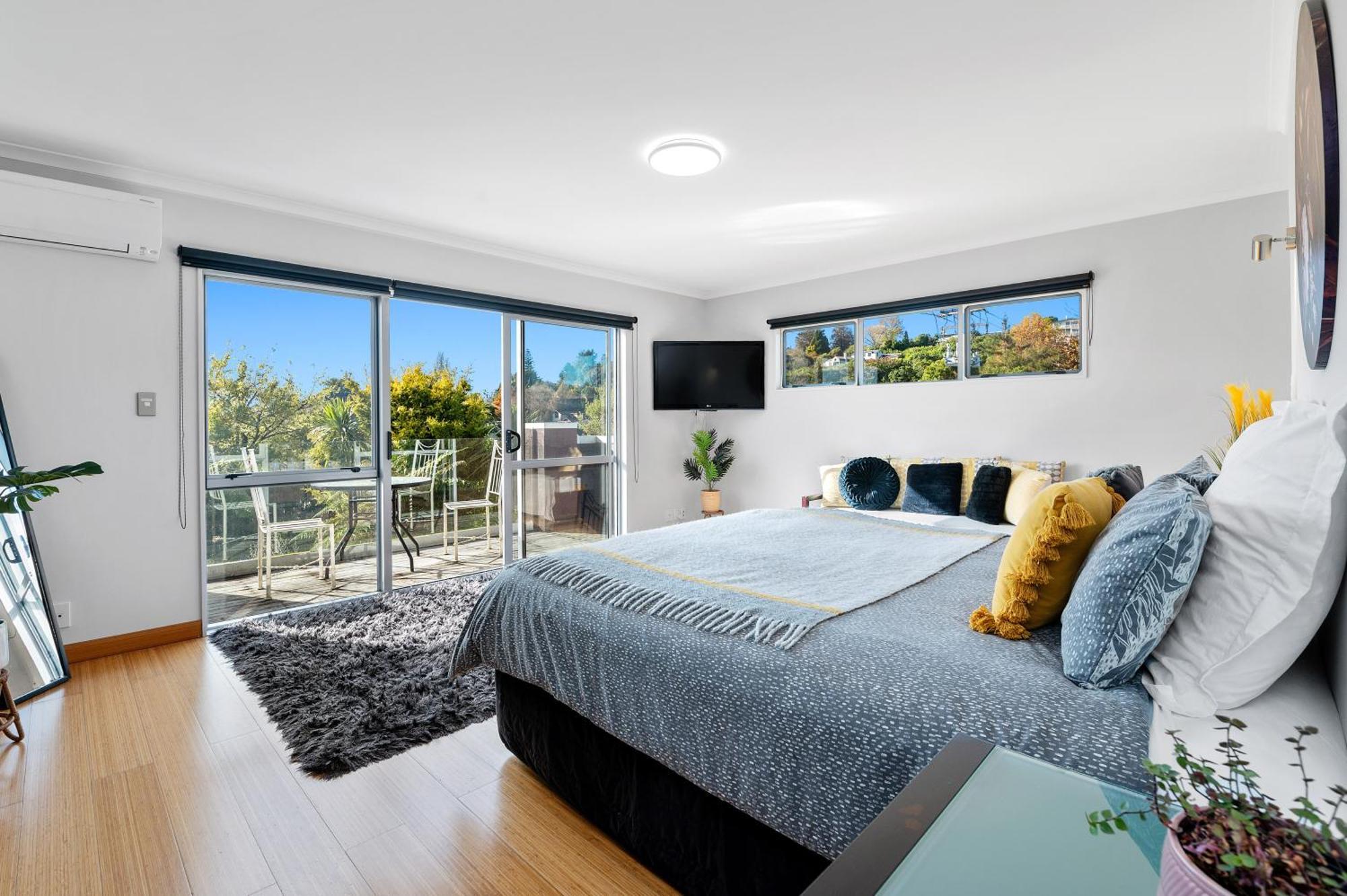 Zodiac Bay Lake Retreat Rotorua Ngoại thất bức ảnh
